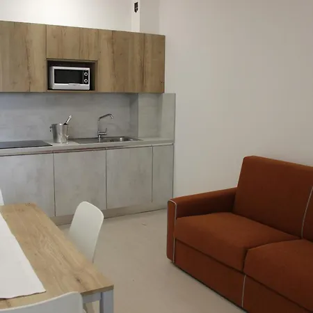 Luna 2 Modern Flat + Parking