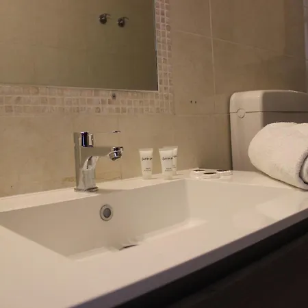 Luna 2 Modern Flat + Parking *